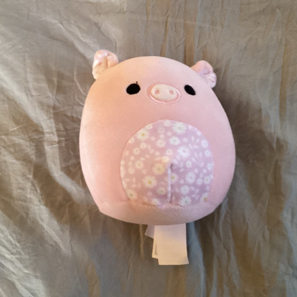 squishmallows Pink Pig stuffed animal